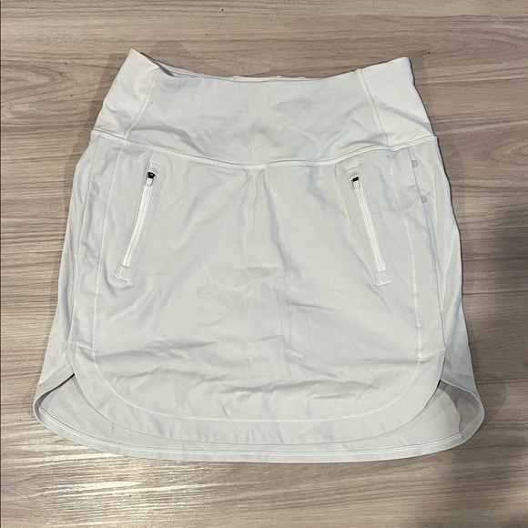 Athleta Dresses & Skirts - Athleta White Mini Skirt